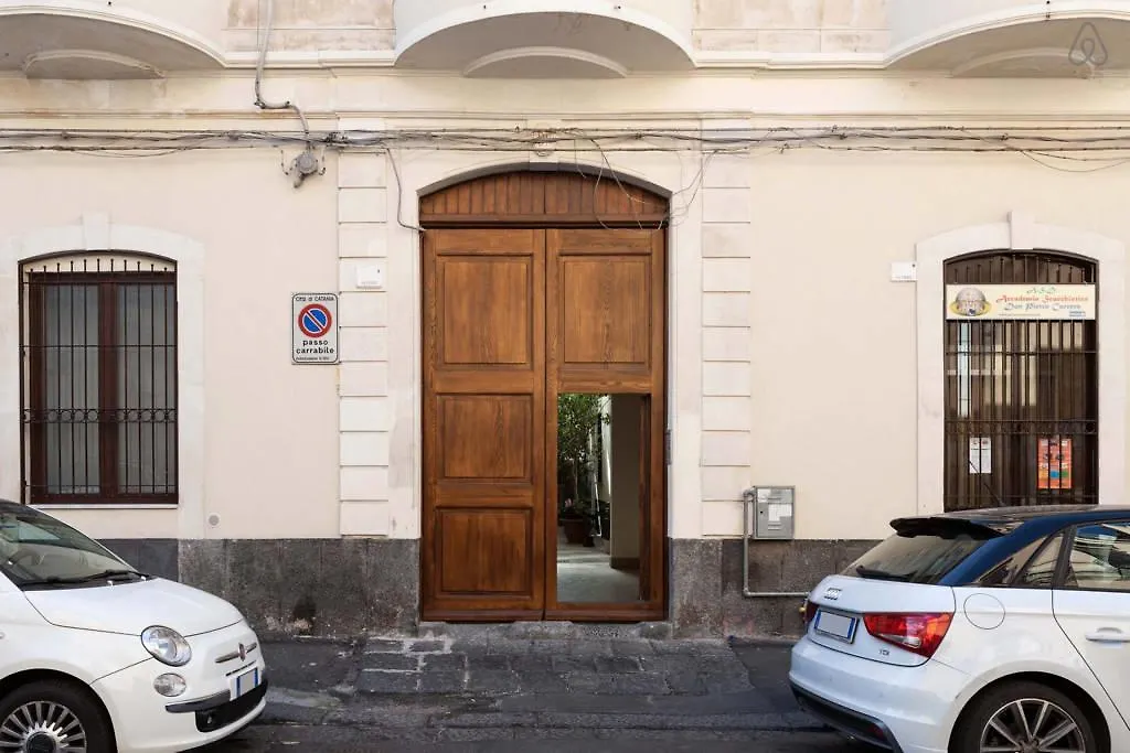 La Corte Διαμέρισμα Κατάνια 0*,